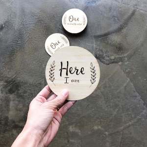 Accessories And Toys: Funny Bunny Kids - Double Leaf Milestone Plaque Set