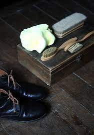 Bathroom Laundry: Andrée Jardin - Five Piece Shoe Care Gift Box