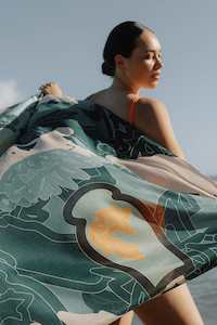 Walker & Bing Veronica Sarong