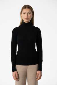Dinadi Merino Turtleneck Sweater Black