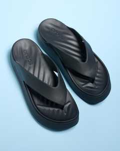 Crocs Getaway Platform Flip Sandal Black