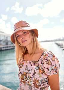 POL Clothing Katia Tucked Top