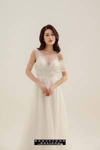 Beaded Floral Lace Pleated Wedding Dress