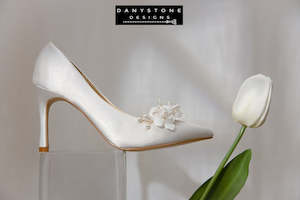 Designer Shoes: Elegant White Silk Satin Wedding Heels with Floral Design