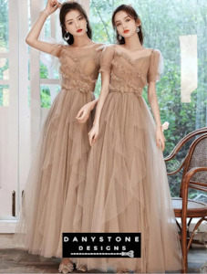 Bridesmaid Collection: Romantic Tulle Dress - Elegant Long Wedding Banquet Gown