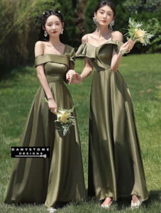 Elegant Green Satin Bridesmaid Dress for Evening and Prom