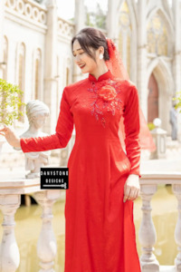 Vietnamese Wedding Dress: Red Brocade Áo Dài with 4 Panels and Large Floral Embellishments