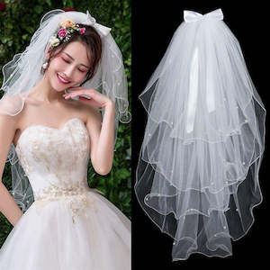 Charming 4-Layer Bridal Veil with Ruffled Edges and Beaded Bow