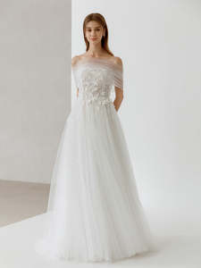 Wedding Dress: Amber Gown