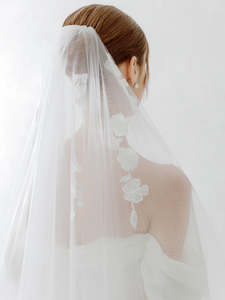 Veils: Leah Scattered