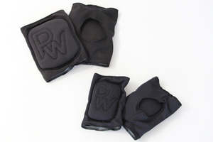 Knee pads
