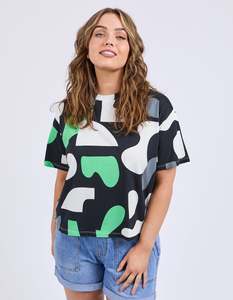 Elm Stijl Tee 8168060 - Abstract Yardage Print