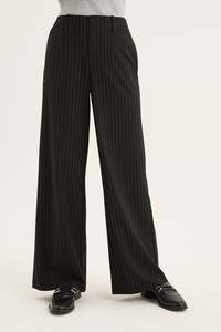 Yarra Trail: Yarra Trail Shadow Pant YTWN8989 - Black/White