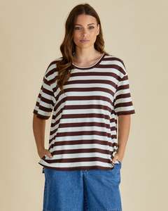 Betty Basic Relax Boxy Tee BB2072 - Brown Stripe