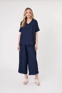 Lemon Tree Carola Linen Top LTD271 - Navy