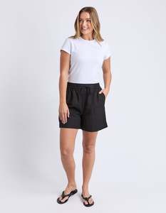 Elm: Elm Margi Long Line Short 8169040 - Black