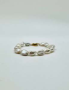 White Natural Keshi Pearl Bracelet