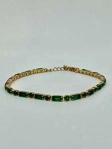 Classic Elegance: Emerald Tennis Bracelet