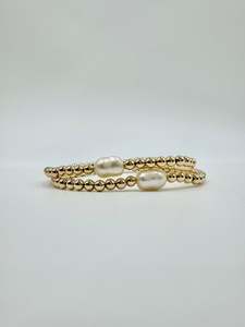 Timeless Luxury: Baroque Pearl Bead Bracelet