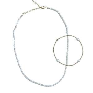 Pearl Necklace & Bracelet Set