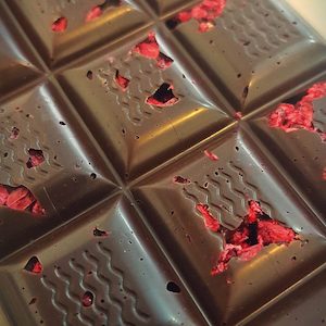 Products: Large Chocolate Bar – dangerous chocolate