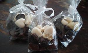 Heart Bags – dangerous chocolate