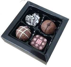 Products: 4 Piece Box – dangerous chocolate
