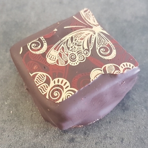 Manuka Honey - Dangerous Chocolate