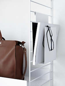 String Shelving: String - Magazine holder