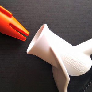 Products: Medibit Equine Dosing Bit system. Medibit