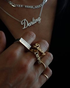 Products: DARLING SIGNET GOTHIC - Darling on Drake