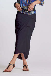 All Sale Items: 3946 BLACK Side Tuck Skirt