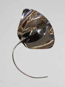 Products: Wall Stingray (sold) – Darren Wise Stainless Sculptor www.darrenwise.co.nz