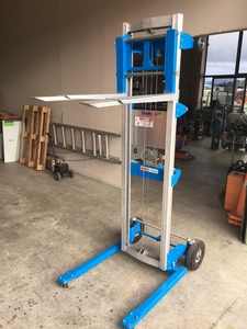 Genie lift GL10