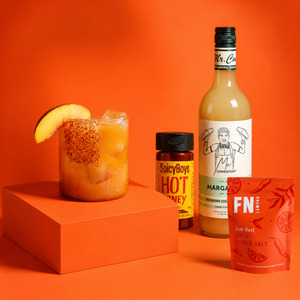 Signature Drinks: Peach, Please - Signature Cocktail / Mocktail Kit - 10 Serves