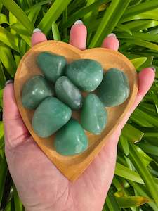 Tumbled Stones: Green Aventurine Tumbled Stone Medium