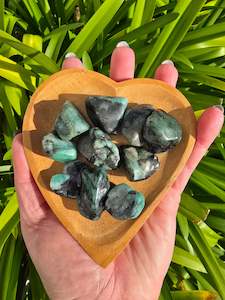 Emerald Tumbled Stones 10 pack valued at $40