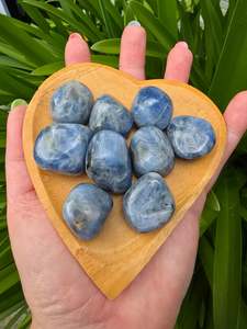 Tumbled Stones: Blue Kyanite Tumbled Stone