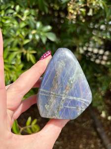 Flat Bases Freeforms: Labradorite Free Form G