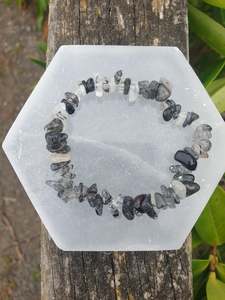 Quartz & Tourmaline Crystal Chip Bracelet 