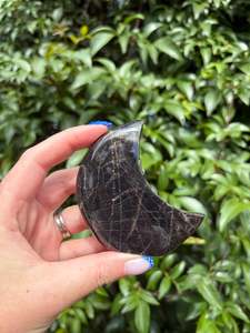 Black Moonstone Self Standing Moon E