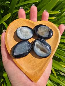 Palmstones: Druzy Agate Palm Stone Small