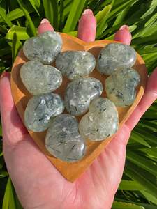 Hearts: Prehnite Small Heart