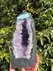 Geode Caves: Amethyst Geode | Cave A 1.6kgs
