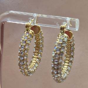 Earrings: ER26