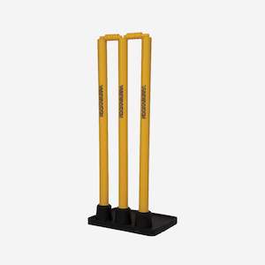 Cricket Accessories: Kookaburra Plastic Stump Set Rubber Base