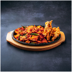 Products: Jeyuk Bokkeum (제육 볶음)