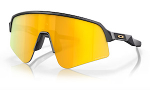 Eyewear: Oakley Sutro Lite Sweep Matte Carbon / Prizm 24K