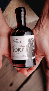 Products: 2023 'The Bunny Hunter' 375ml Hunter's Collection Ruby Port Tannacrieff