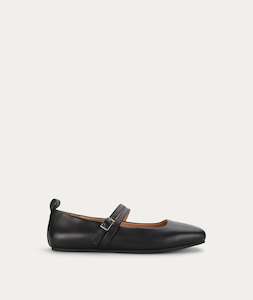Sale: Diomedes Flat - Black